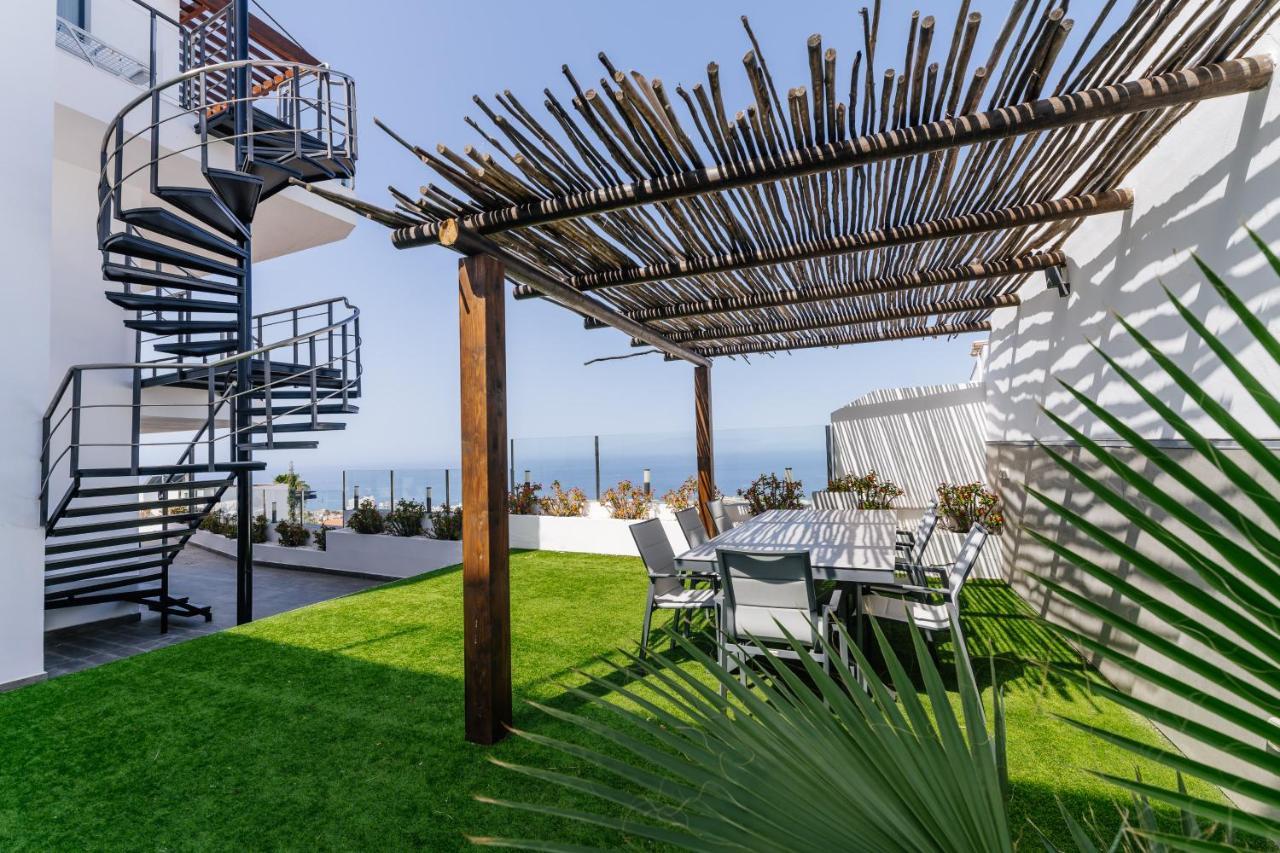 Sunset White Villa - Ocean View, Jakuzzi, Heated Pool, Air-Conditioning, Grill Playa de las Americas (Tenerife) Exterior foto