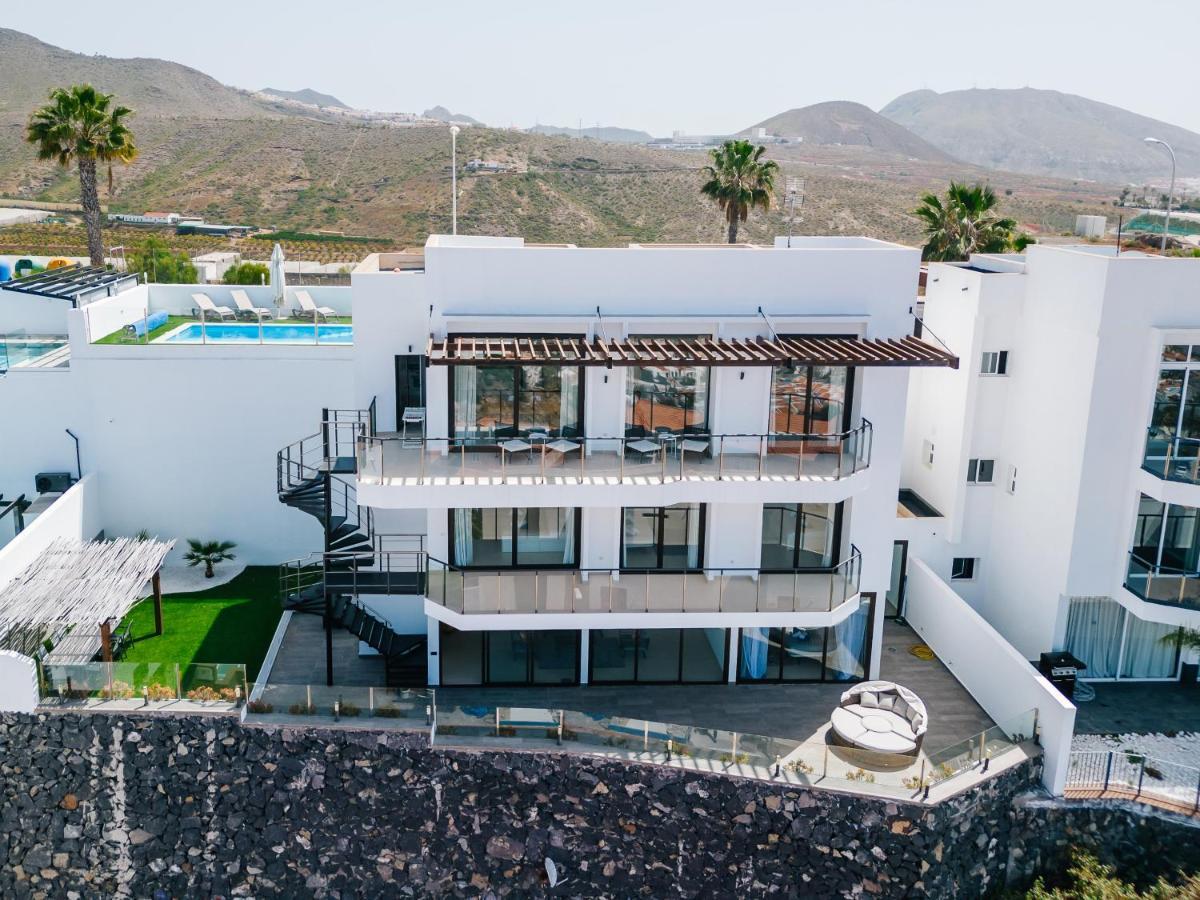 Sunset White Villa - Ocean View, Jakuzzi, Heated Pool, Air-Conditioning, Grill Playa de las Americas (Tenerife) Exterior foto