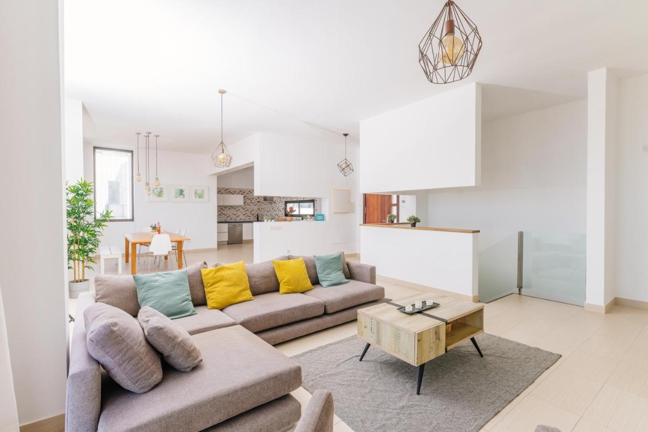 Sunset White Villa - Ocean View, Jakuzzi, Heated Pool, Air-Conditioning, Grill Playa de las Americas (Tenerife) Exterior foto